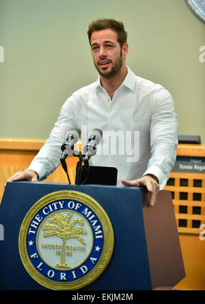 William Levy riceve le chiavi della città di Miami con: William Levy dove: Miami, Florida, Stati Uniti quando: 06 Ott 2014 Foto Stock