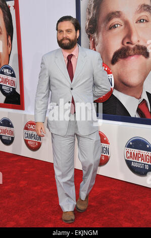 LOS ANGELES, CA - Agosto 3, 2012: Zach Galifianakis presso il Los Angeles premiere del suo film La campagna presso Grauman's Chinese Theater di Hollywood. Foto Stock