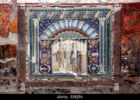 2000 anno vecchio mosaico all interno della casa di Nettuno e Anfitrite ad Ercolano, Ercolano, Italia Foto Stock