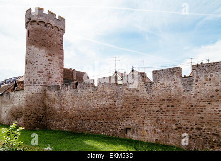 Le mura della città, Obernai, Alsazia, Francia Foto Stock