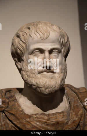 Aristotele (384-322BC). Filosofo greco. Copia romana in marmo di un bronzo greco da Lisippo, 330BC. Palazzo Altemps. Foto Stock