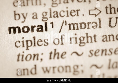 Definizione della morale di parola nel dizionario Foto Stock