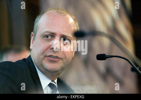 Discussione di economia presso la Galleria Nazionale, Edimburgo Gavin Brown MSP (scozzese Conservatori) Foto Stock