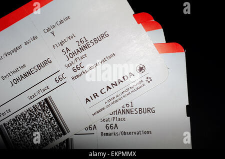 Un set di Air Canada biglietti da Toronto a Johannesburg tramite l'aeroporto di Francoforte. Foto Stock