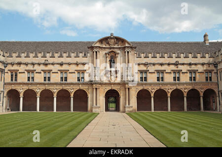 Parte del Canterbury Quad (quadrangolo) nella St. John's College, Università di Oxford, Oxford, Oxfordshire, Regno Unito. Foto Stock