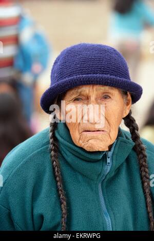 Ritratto di triste guardando Senior Donna, Lima, Peru Foto Stock