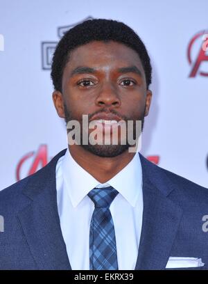 Los Angeles, CA, Stati Uniti d'America. Xiii Apr, 2015. Chadwick Boseman presso gli arrivi per i vendicatori: ETÀ DI ULTRON Premiere, Dolby Theatre a Hollywood e Highland Center, Los Angeles, CA 13 aprile 2015. Credito: Dee Cercone/Everett raccolta/Alamy Live News Foto Stock