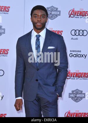 Los Angeles, CA, Stati Uniti d'America. Xiii Apr, 2015. Chadwick Boseman presso gli arrivi per i vendicatori: ETÀ DI ULTRON Premiere, Dolby Theatre a Hollywood e Highland Center, Los Angeles, CA 13 aprile 2015. Credito: Dee Cercone/Everett raccolta/Alamy Live News Foto Stock