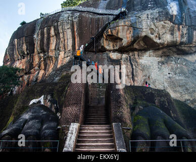 Leone di Sigiriya rock fortezza in Sri Lanka Foto Stock