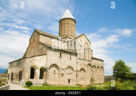 Il monastero di Alaverdi è una residenza georgiana ortodossa orientale monastero situato nelle vicinanze di Akhmeta nella regione di Kakheti in Georgia orientale. Foto Stock