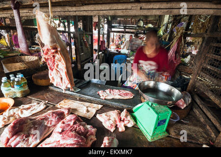 Coperto Mercato Centrale in Kampot, Cambogia - Asia. Foto Stock