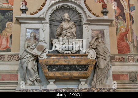 Tomba di Galileo Galilei nella Basilica di Santa Croce a Firenze, Italia. Foto Stock