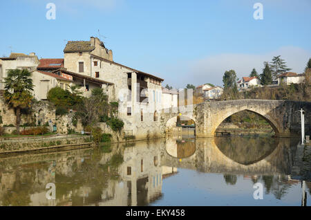 L antica città francese Nerac Foto Stock