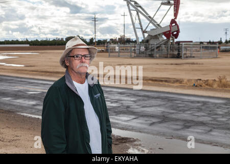 Tom Frantz è una quarta generazione di agricoltore e un livello di qualità dell'aria e anti-fracking militante in Shafter, Kern County, California Foto Stock
