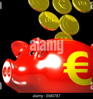 Monete di entrare Piggybank mostra giacimenti europei Foto Stock