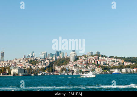 Türkei, Istanbul, Blick über den Bosforo Foto Stock