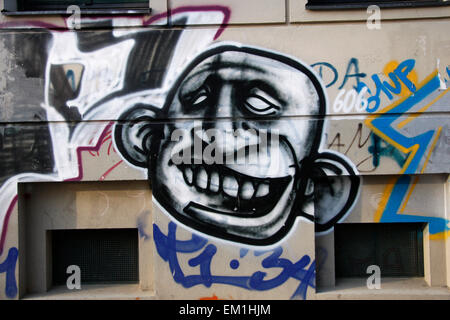Aprile 2008 - BERLINO: un Grafitty nel quartiere Kreuzberg di Berlino. Foto Stock