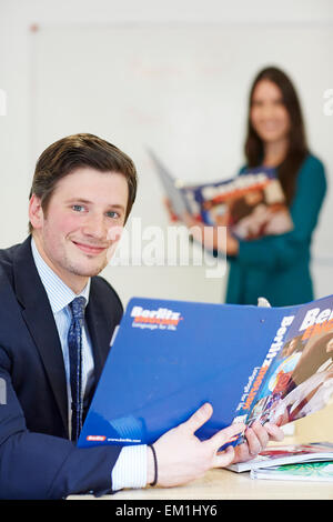 Berlitz di lingua Manchester studenti felici Foto Stock