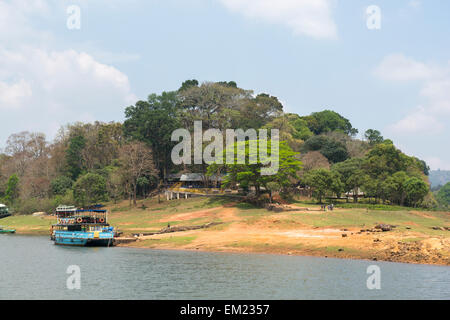 La riserva del Periyar in Thekkady, Kerala India Foto Stock