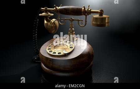 Un vintage in legno e ottone il telefono con un ricevitore e comporre abbellimenti isolato su un buio di sfondo per studio Foto Stock