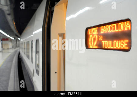 Treno AVE da Barcellona a Toulouse, Francia. RENFE, velocità, veloce Foto Stock