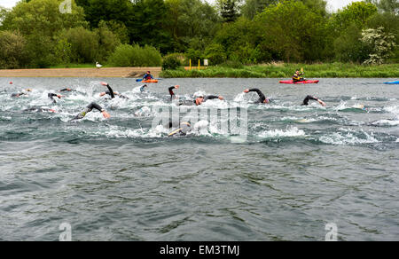 Monster Triathlon al Thorpe Meadows in Peterborough Foto Stock