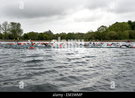 Monster Triathlon al Thorpe Meadows in Peterborough Foto Stock