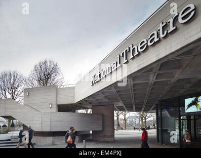 Il Teatro Nazionale a Londra il South Bank Foto Stock