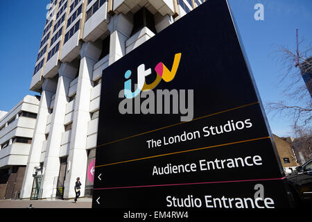 Centro Televisivo / ITV Studios - massa superiore, South Bank di Londra Foto Stock