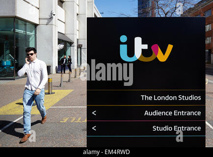 Centro Televisivo / ITV Studios - massa superiore, South Bank di Londra Foto Stock