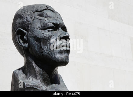 Nelson Mandela statua. Southbank, Londra Foto Stock