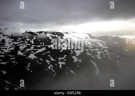 Vista dalla cima del monte Dalsnibba, nei pressi di Geiranger, Norvegia, Scandinavia, Europa Foto Stock