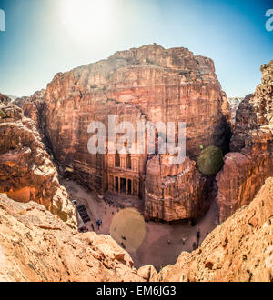 Guarda il ministero del Tesoro di Petra, Giordania. Foto Stock