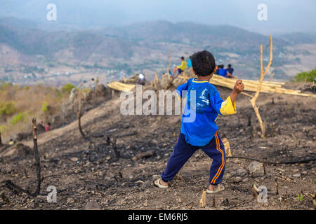 I bambini in isola di Sumbawa.Indonesia. Foto Stock