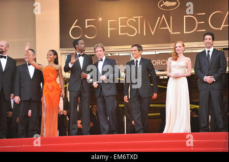 Jessica Chastain, David Schwimmer, Ben Stiller, Martin Short, Jada Pinkett Smith & Chris Rock in occasione del gala screening di 'Madagascar 3:l'Europa's Most Wanted' al sessantacinquesimo Festival de Cannes. Maggio 18, 2012 Cannes, Francia Immagine: Jaguar Foto Stock