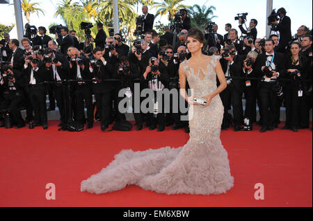 CANNES, Francia - 16 Maggio 2012: Eva Longoria alla premiere di sorgere della Luna unito - il gala di apertura del sessantacinquesimo Festival de Cannes. Maggio 16, 2012 Cannes, Francia Foto Stock