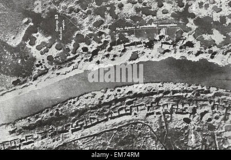 Vista aereo di bombardato trincee tedesco durante la Prima Guerra Mondiale Foto Stock