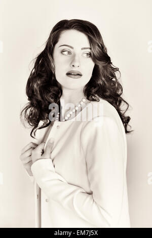 Bellezza ritratto di una giovane donna Foto Stock