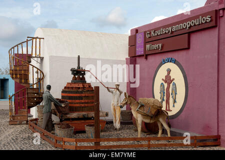 Griechenland, Kykladen, Santorini, Exo Gonia, Weinmuseum Koutouyanopoulos Foto Stock