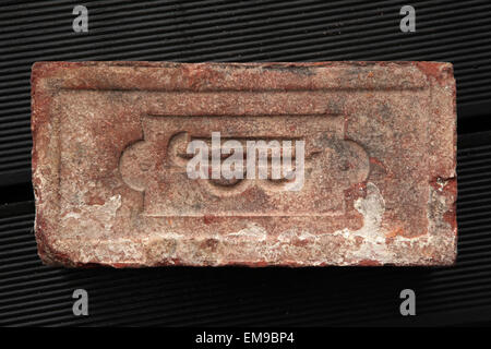 Monogramma J.B. sigillato su un vecchio mattone prodotta nel XIX secolo in Boemia, Impero austro-ungarico. Foto Stock