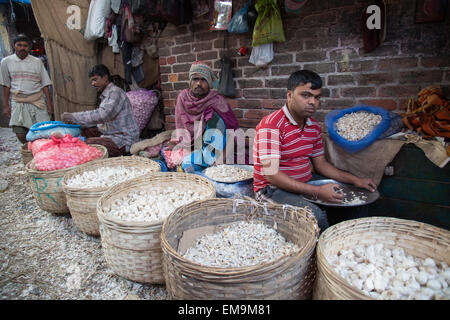 Commercio all'ingrosso mercato ortofrutticolo Bepin Behari Ganguly Street Calcutta Kolkata Foto Stock