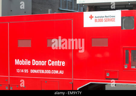 Australian mobile donatore di sangue veicolo parcheggiato a Sydney per coloro che desiderano dare il sangue,l'australia Foto Stock