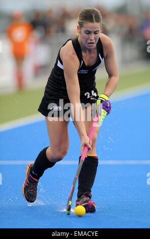 Hastings, Nuova Zelanda. Xviii Apr, 2015. Nuova Zelanda la bacchetta nera Rose Keddell al Festival di Hockey, Nuova Zelanda Womens bacchette nere contro la Corea, Unison Sports Park, Hastings, Sabato, Aprile 118 2015. © Azione Sport Plus/Alamy Live News Foto Stock