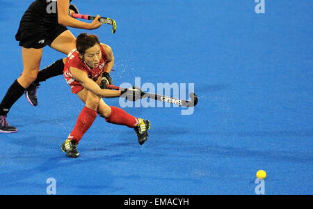 Hastings, Nuova Zelanda. Xviii Apr, 2015. Le due Coree Bomi Kim fa una pausa nel Festival di Hockey, Nuova Zelanda Womens bacchette nere contro la Corea, Unison Sports Park, Hastings, Sabato, Aprile 118 2015. © Azione Sport Plus/Alamy Live News Foto Stock