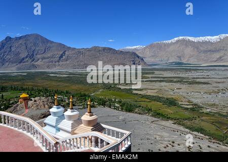 Maitreya Buddha , la religione, India, Ladakh Nubra Valley, Paesaggio Foto Stock