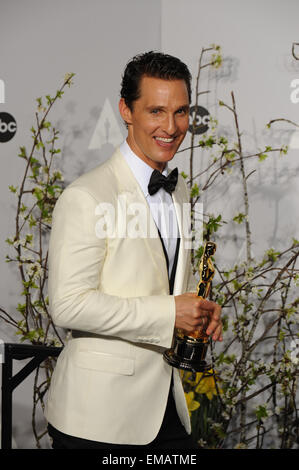 LOS ANGELES, CA - Marzo 2, 2014: Matthew McConaughey presso la 86Accademia annuale Premi al Teatro Dolby, Hollywood. Foto Stock