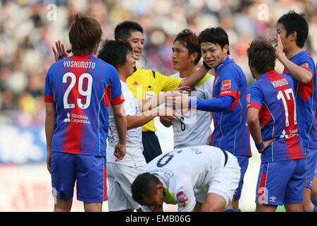 Ajinomoto Stadium, Tokyo, Giappone. Xviii Apr, 2015. Vista generale, 18 aprile 2015 - Calcio /Soccer : 2015 J1 League 1 stadio match tra F.C. Tokyo 1-2 Sanfrecce Hiroshima ad Ajinomoto Stadium, Tokyo, Giappone. © YUTAKA AFLO/sport/Alamy Live News Foto Stock