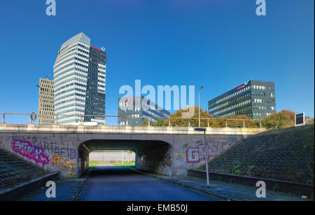 Moderni edifici per uffici a Zwolle, Paesi Bassi. Zwolle è la capitale della provincia olandese Overijssel Foto Stock