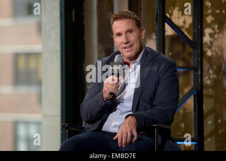 AOL il 'costruire' serie presenta: Nicholas scintille con: Nicholas Sparks dove: Manhattan, New York, Stati Uniti quando: 15 Ott 2014 Foto Stock