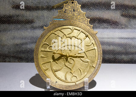 Astrolabio antichi utilizzati dagli antichi astronomi, navigatori e gli astrologi. Foto Stock